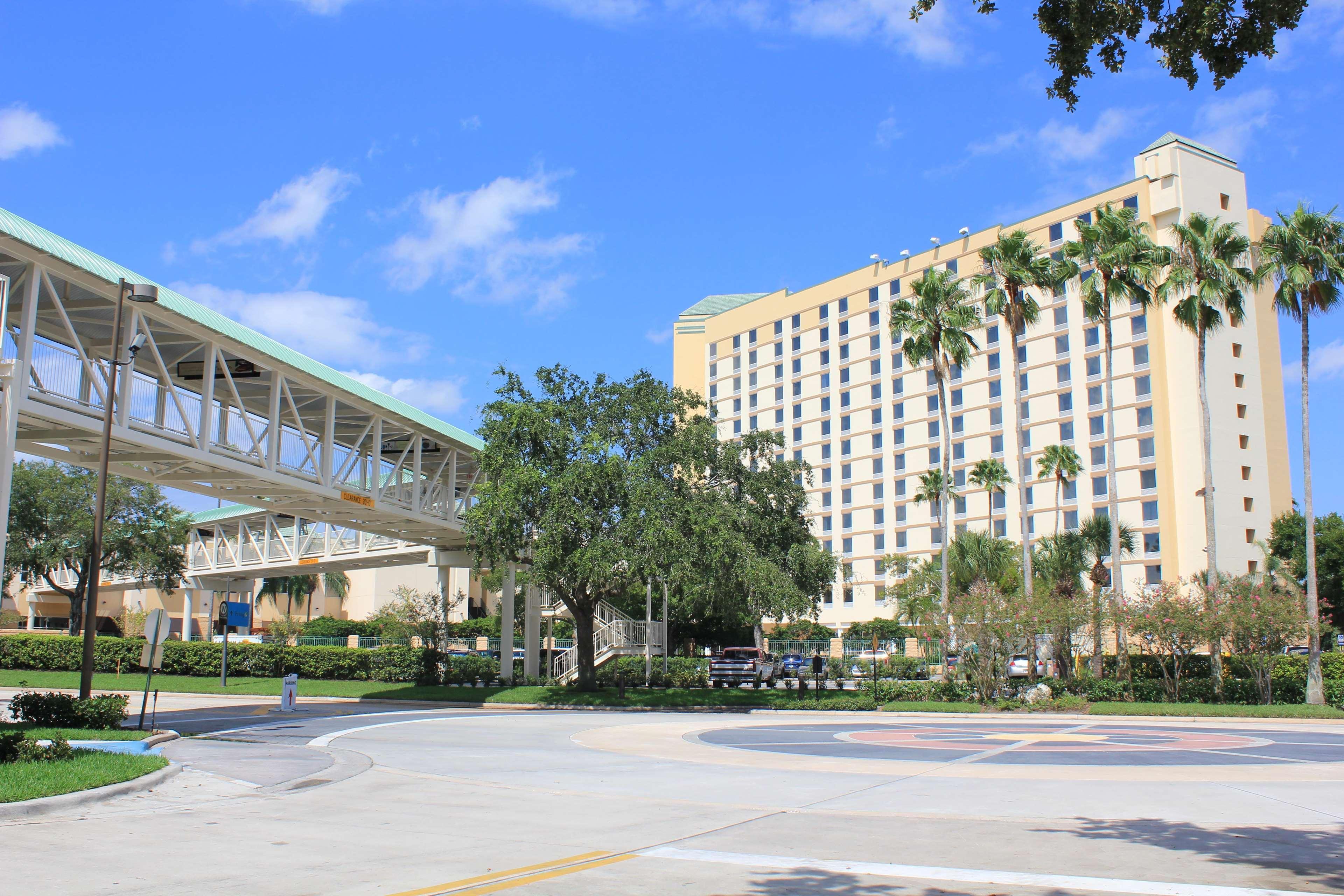 Rosen Plaza Hotel Orlando Convention Center Williamsburg Bagian luar foto